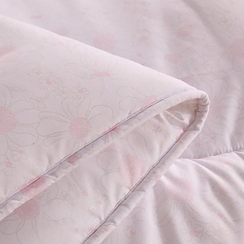 Comfortable Pure White Floral 100% Polyester Quilt 1pc Full Size
